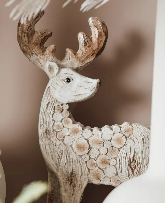 Cervo in legno