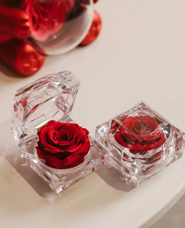 Cofanetto con rosa stabilizzata