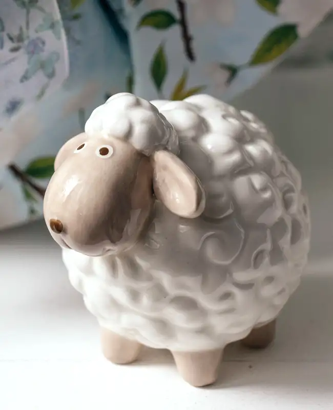 Pecorella in ceramica