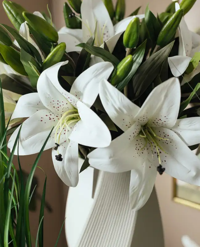 Fiori artificiali - gigli