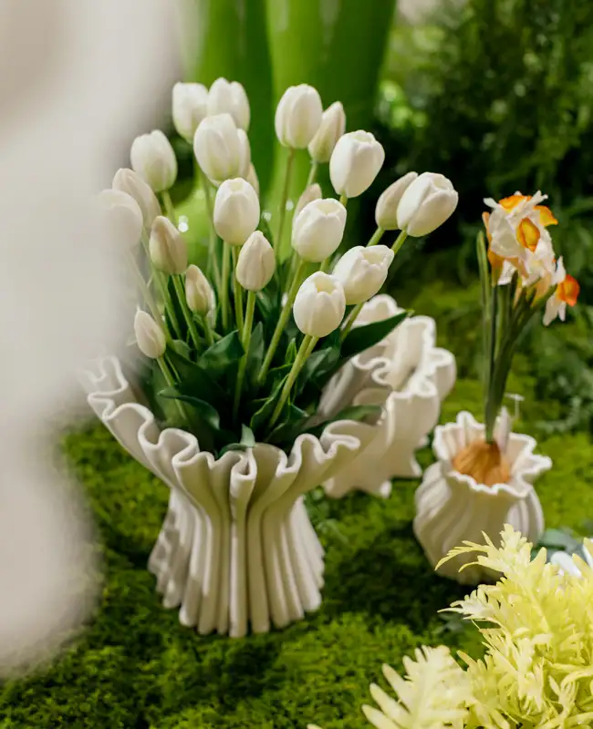 Vaso a coppa in ceramica