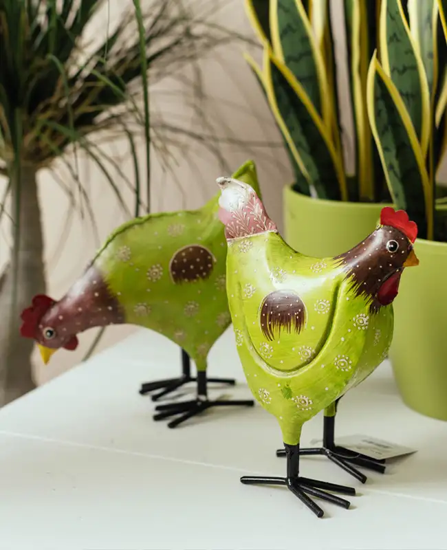 Gallinella in metallo